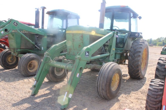 JOHN DEERE 4430 C/A 2WD W/LDR AND BUCKET UNKNOWN HOURS