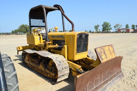 John Deere 450c Dozer 1423.8hrs (We Do Not Guarantee Hours)