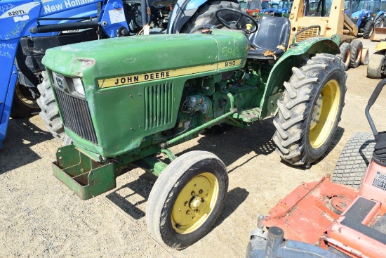 John Deere 850 2wd 3479hrs (We Do Not Guarantee Hours)