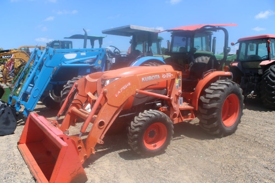 Kubota L4701 Canopy 4wd W/Ldr And Bucket
