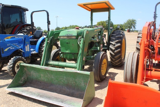 JOHN DEERE 2150 CANOPY 2WD 2136HRS (WE DO NOT GUARANTEE HOURS)