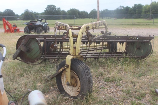 John Deere Side Delivery Rake