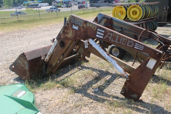 580 ALLIED LOADER W/ BUCKET & SET OF 610 LONG BRACKETS SALVAGE