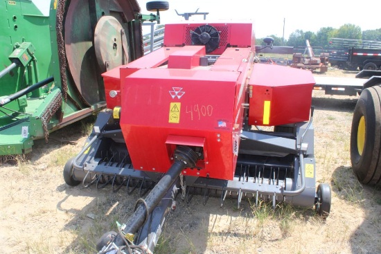 HESSTON MASSEY FERGUSON 1840 CLASS 1 SQUARE BALER W/SHAFT