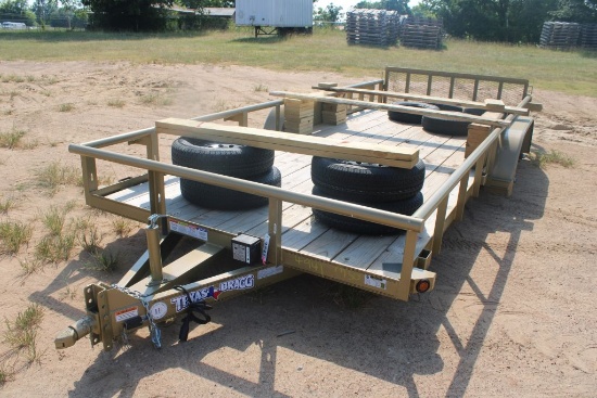 Bumper Pull Texas Bragg 18' Trailer W/Gate