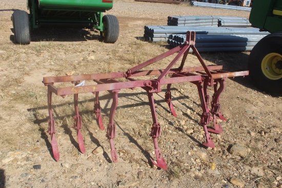 2 ROW CULTIVATOR