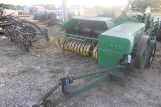 John Deere Square Baler