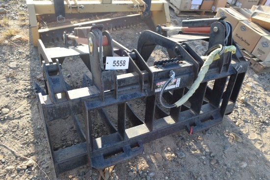 John Deere Global Attachment Hay Spear