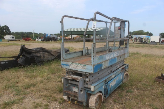 Genie G5-2032 Scissor Lift