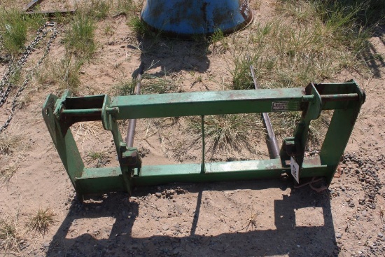 JOHN DEERE QUICK ATTACH HAY FORK