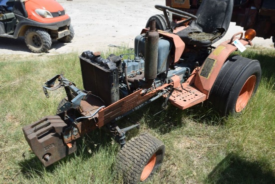 Salvage Kubota B6200