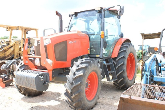 SALVAGE KUBOTA M6-141 4WD C/A (WATER IN CYLINDER-2023 MODEL)