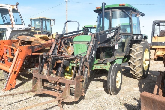 SALVAGE JOHN DEERE 2550 2WD C/A W/LDR