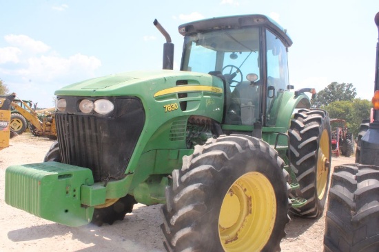 SALVAGE JOHN DEERE C/A 4WD TERP TRACTOR (HOLE IN BLOCK)