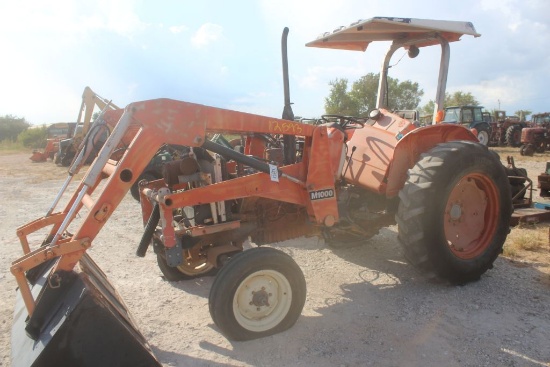 SALVAGE KUBOTA 2WD LDR AND BUCKET