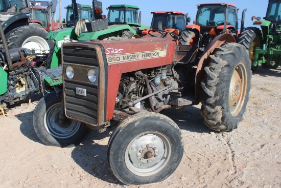 SALVAGE MASSEY FERGUSON 240 2WD