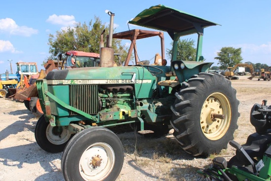 SALVAGE JOHN DEERE 2440A CANOPY 2WD TERP TRACTOR (HOLE IN BLOCK)