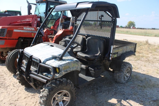 SALVAGE JOHN DEERE GATOR 620i LIMITED EDITION SIDE BY SIDE