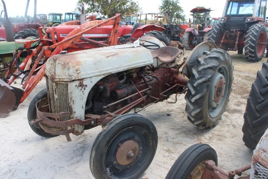 SALVAGE FORD 9N TRACTOR