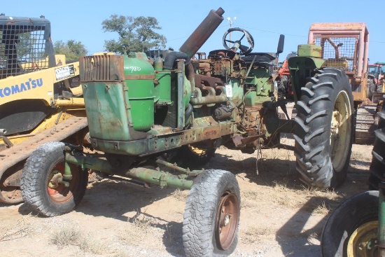 Salvage John Deere 4010 2wd