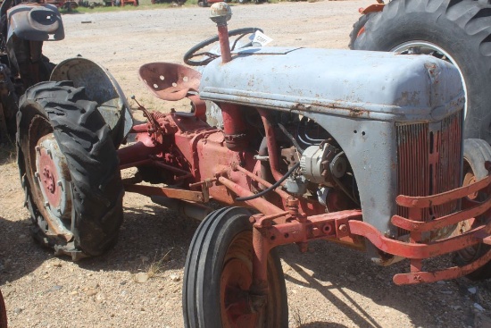 SALVAGE FORD 9N 2WD