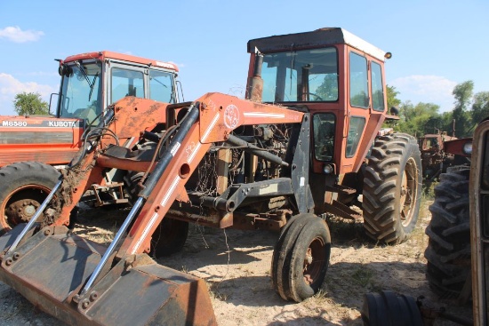 SALVAGE MASSEY FERGUSON 2WD C/A W/ LDR TRACTOR