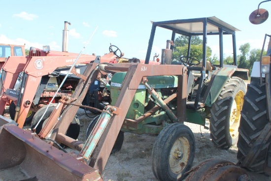 SALVAGE JOHN DEERE 2130 C/A W/LDR AND BUCKET