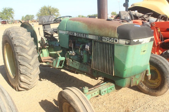 JOHN DEERE 2640 2WD