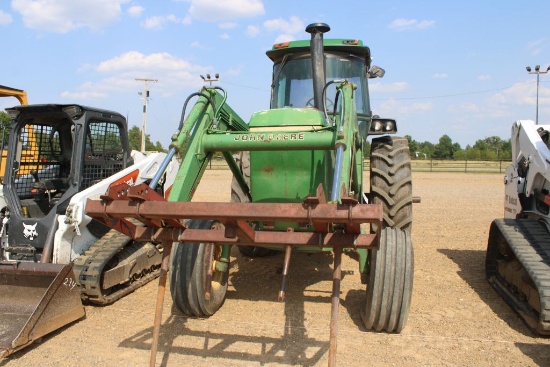 JOHN DEERE 4440 C/A 2WD W/720LDR AND HAY FORKS 7867HRS (WE DO NOT GUARANTEE HOURS)