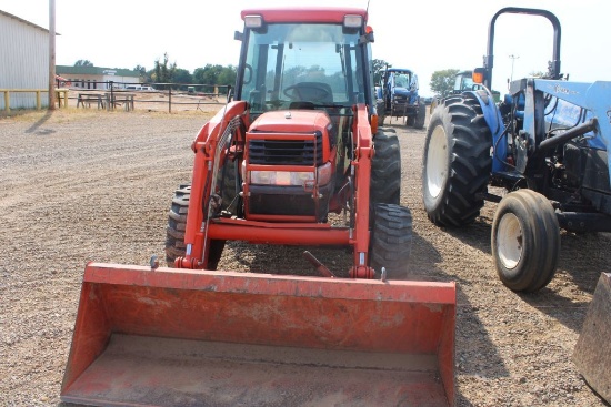 KUBOTA L4630 C/A 4WD W/4044LDR AND BUCKET 3681HRS (WE DO NOT GUARANTEE HOURS)