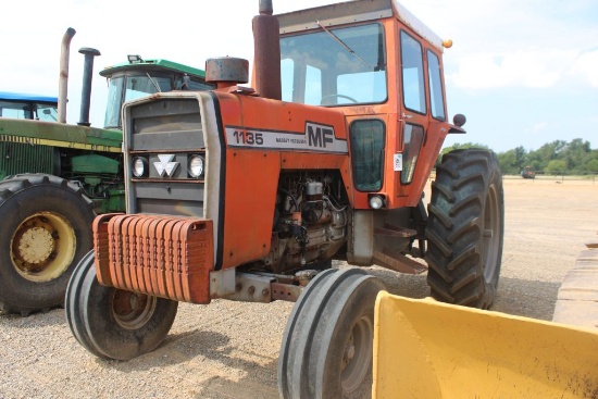 MASSEY FERGUSON 1135 C/A 2WD 1234.8HRS (WE DO NO GUARANTEE HOURS)