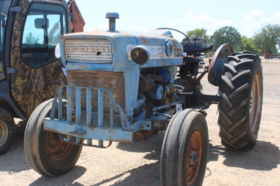 FORD 3000 2WD 3170HRS (WE DO NOT GUARANTEE HOURS)