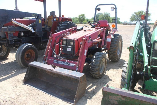1233 MF W/ LOADER & BUCKET 4WD ROPS 2107 HOURS