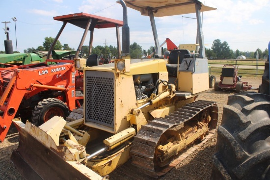 KOMATSU D20A-6 DOZER