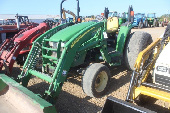JOHN DEERE 4520 2WD ROPS LDR AND BUCKET