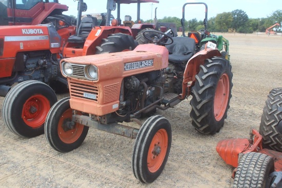 Kubota L245 2wd *Overhauled*