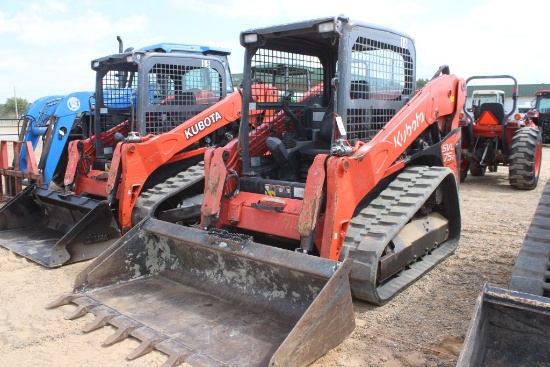 KUBOTA SVL 75.2 RUBBER TRACK SKID STEER W/LDR AND BUCKET