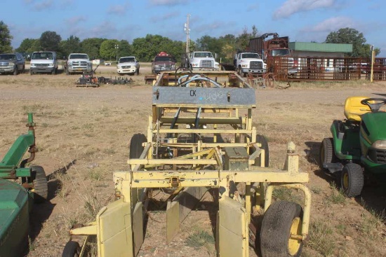 HAY ACCUMULATOR