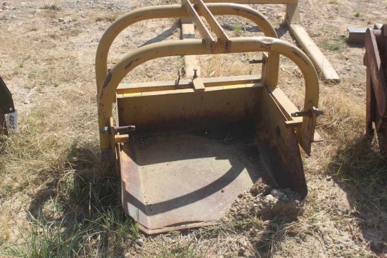 The Leinbach Line 3pt Scoop