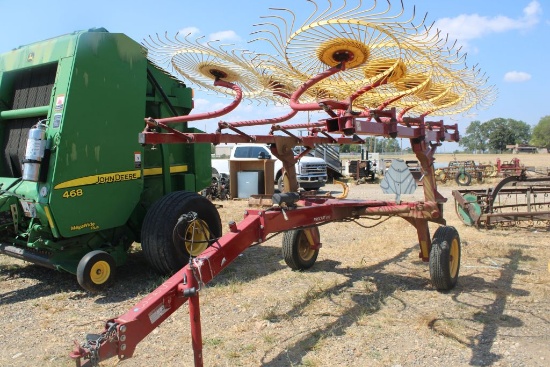 NEW HOLLAND 837 HAY RAKE- 10 WHEEL