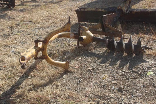 DANUSER 3PT POST HOLE DIGGER NO SHAFT