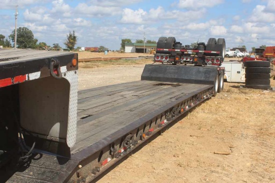 2007 XL RGN SEMI TRAILER W/ 2008 FLIP BOTH HAVE TITLES