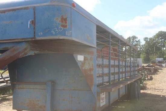 24' GOOSE NECK STOCK TRAILER NO TITLE