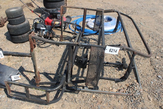 CARGO-BED SEAT ON FRAME FOR SIDE BY SIDE