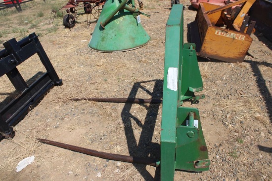 JOHN DEERE HAY FORK FOR LOADER