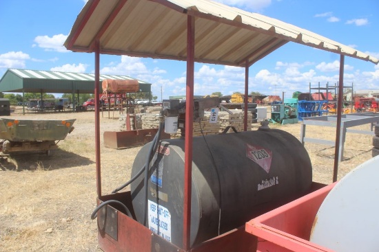 UNLEADED FUEL TANK W/PUMP IN COVERED METAL HOPPER