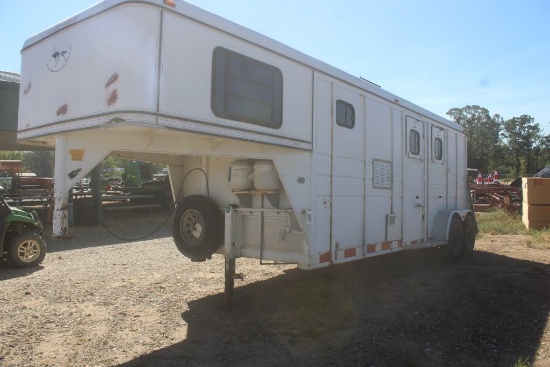 GOOSE NECK ENCLOSED 2 HORSE TRAILER W/LIVING QUARTERS AND SADDLE RACK W/TITLE