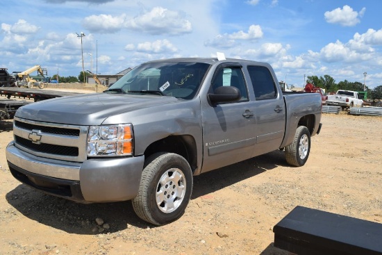 2007 CHEVY SILVERADO PICKUP, V8 W/COLD AIR UNKNOWN MILES W/TITLE