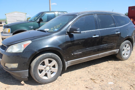2009 Chevy Traverse Owner Claims It Runs And Drives, Needs Power Steering Fluid And Battery May Be L