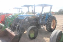 NEW HOLLAND 3010 2WD CANOPY W/LDR 1704HRS (WE DO NOT GUARANTEE HOURS)